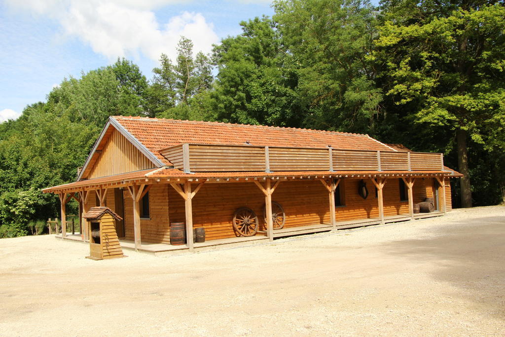 Western City Troyes Barberey-Saint-Sulpice Cameră foto